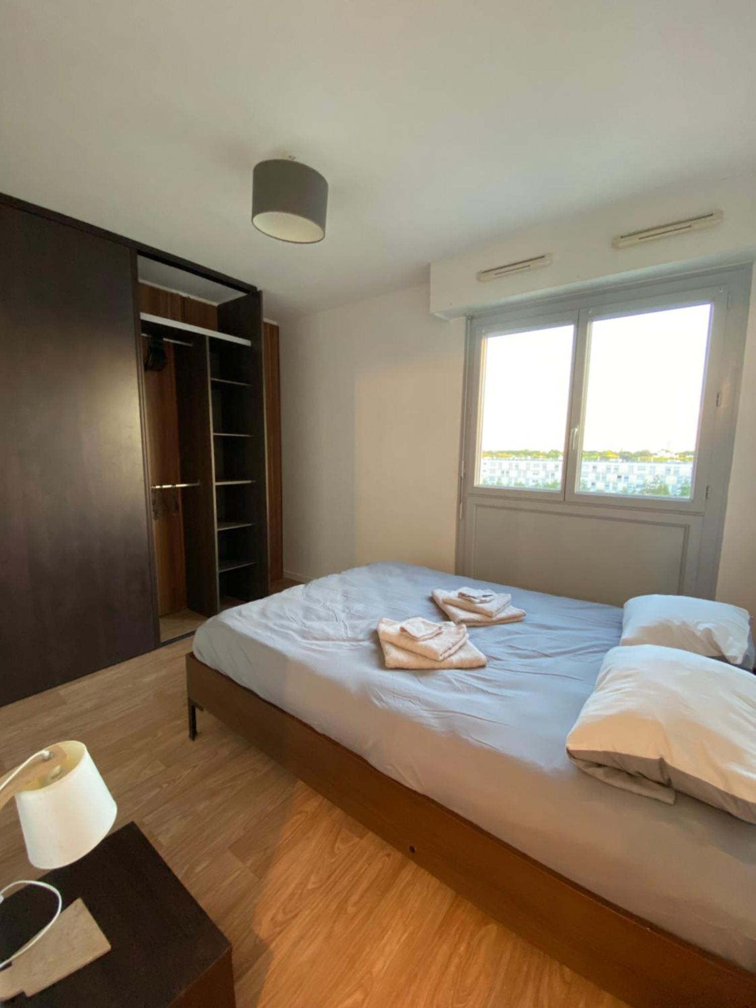 Appartement Spacieux - 10' Gare Angers Esterno foto